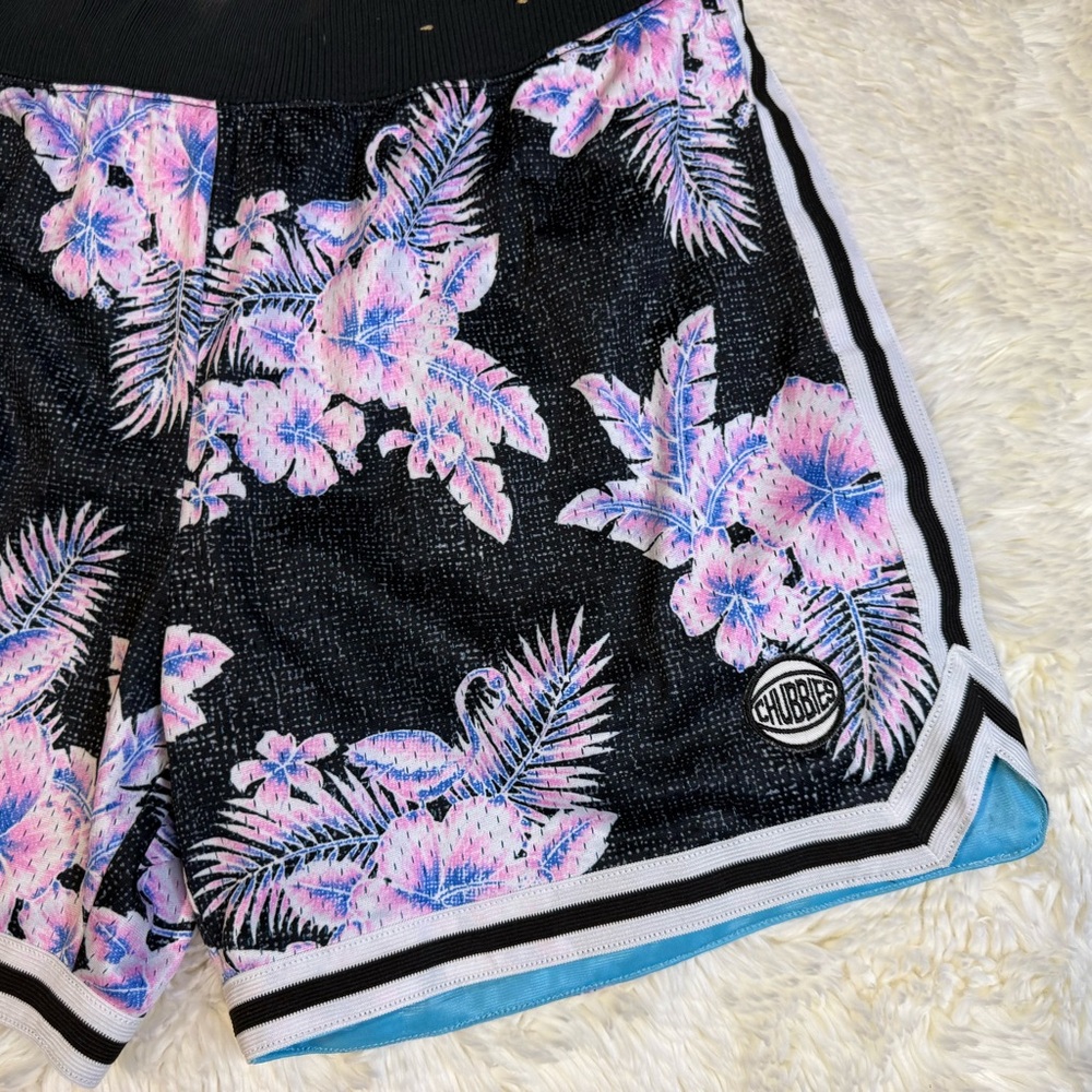 Chubbies basketball Shorts Black and Pink Floral Design large 5.5” inseam lined - Picture 2 of 7